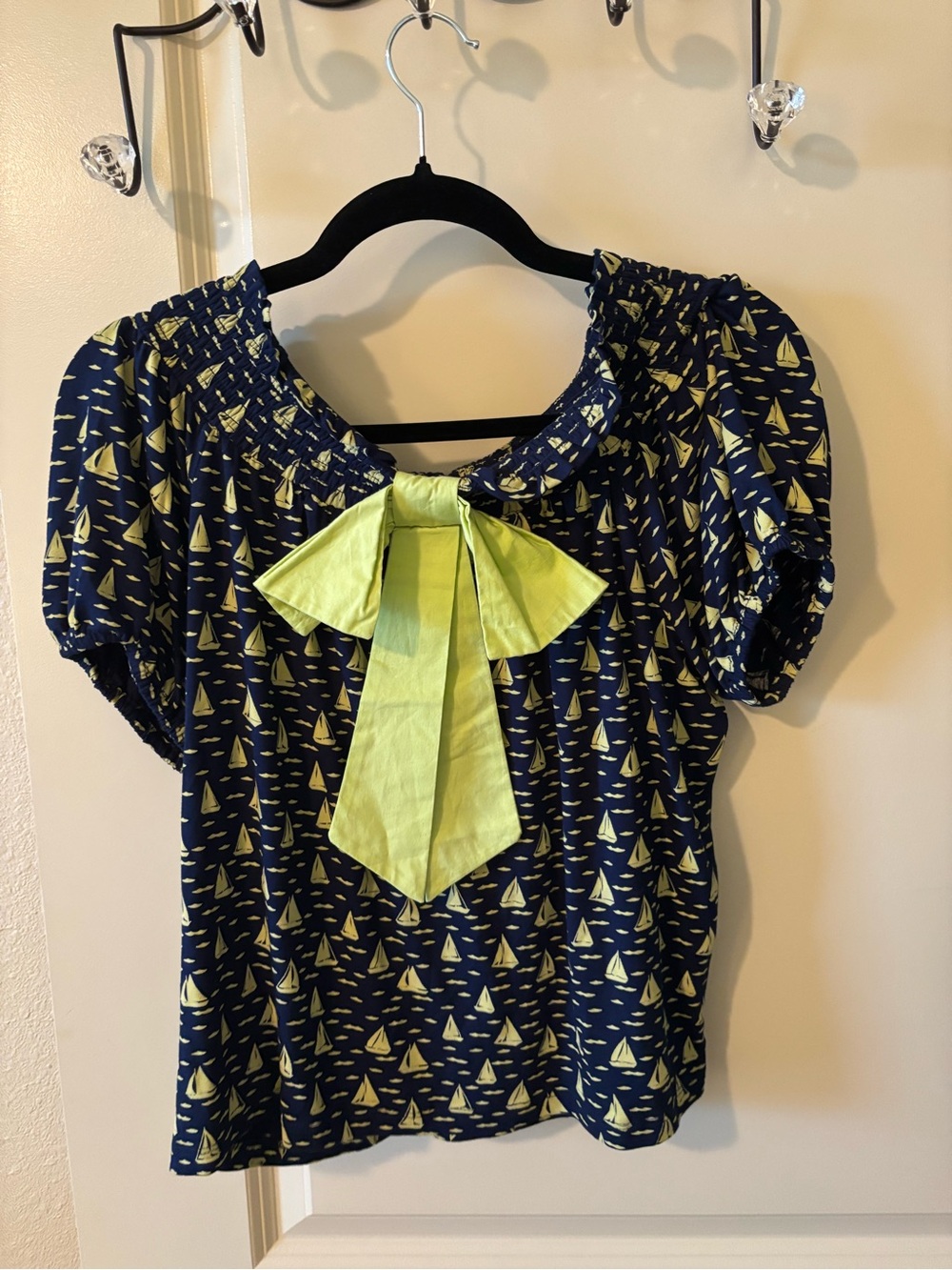 Anthropologie Porridge Navy Off-the-Shoulder Sailboat Print Top With Bow S EUC - Picture 6 of 7